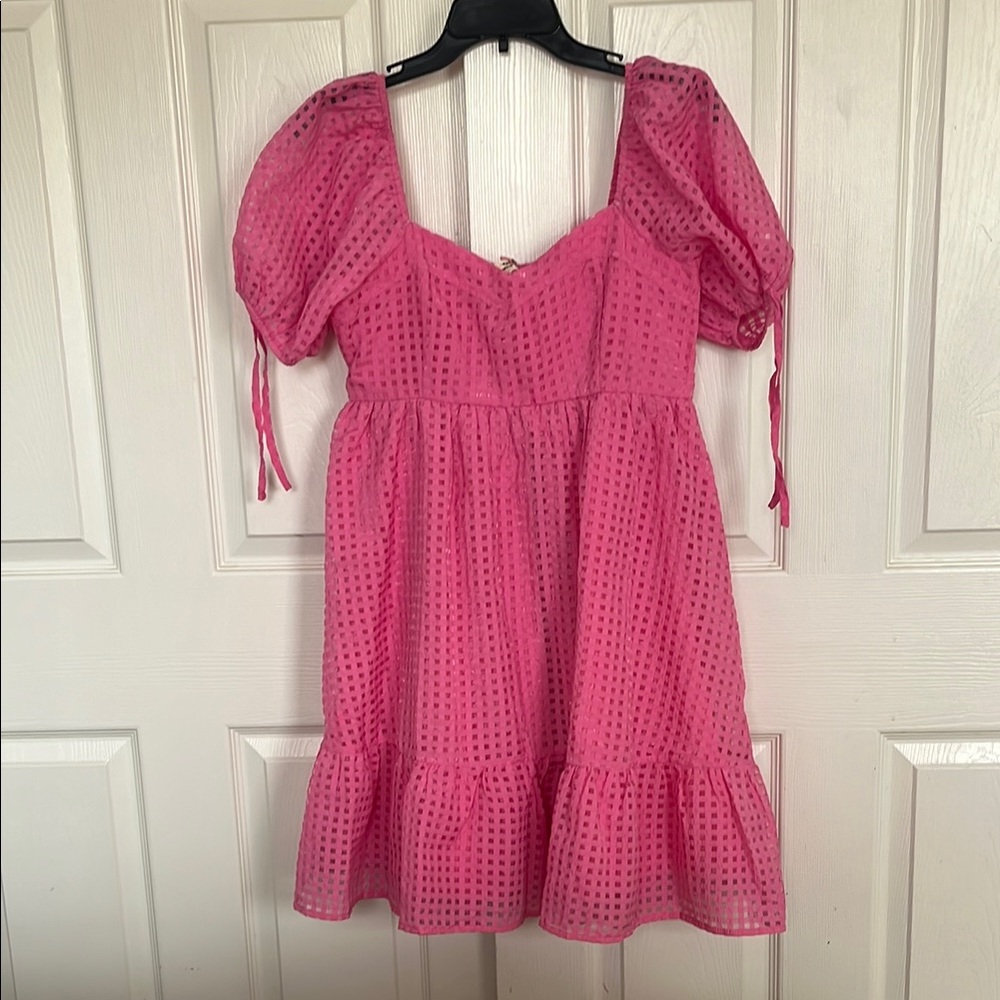 Entro Pink Textured Puff Sleeve Dress